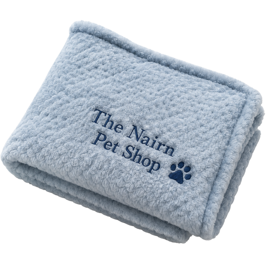 The Nairn Pet Shop Soft Fleece Pet Blanket – Light Blue