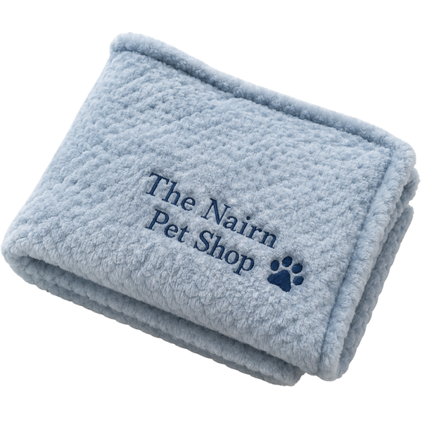 The Nairn Pet Shop Soft Fleece Pet Blanket – Light Blue