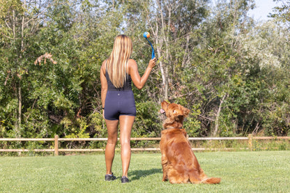 Chuckit! Sport 18M Dog Ball Launcher with Tennis Ball – 64cm